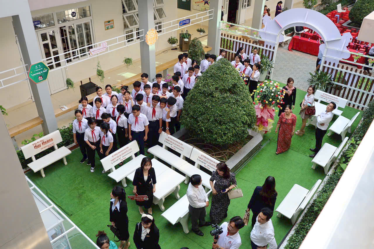 Slideshow Image 1
